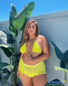 Ayeshax - Hold that heat