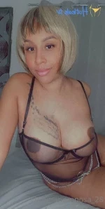 Latinamorena_4 - Mi booty is Ready