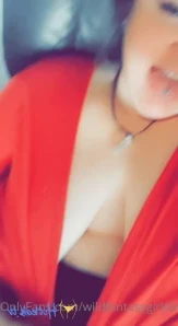 Wildfantasygirl69 - I m trynna get help undressing