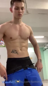 Tommygold - Schreibt privat für mehr Videos