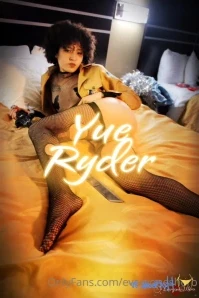 Everyoneshero - H O P Model Anne B Nice DM to purchase Post includes