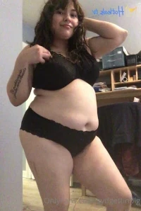 Sydgettinbig - Apologies for being late Here s a chugging vid it s