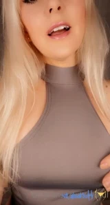 Raychul - Jiggle booty in my Pac-Man shorts