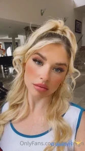 Riley-reign - Heading back to CA this morning who wants to get me some