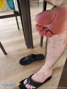 Menfeetlover - Gym spy series some clips that I used to take before