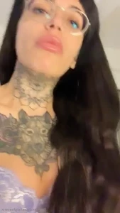 Leighravenx - What do you think I taste like Slide into my DMs and let