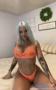 Ashleywolfx - What s your ideal way to spend the weekend