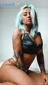 Ashleywolfx - I don t play hard to get I play to get you hard