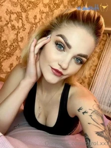 Carol.xxx - Flirting with danger never looked this good don t you