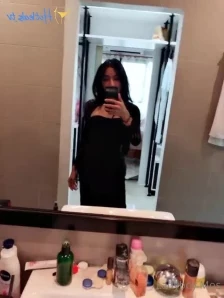 Ladyboymos - Want to watch Netflix with me