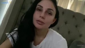 Arianamarie - How bad do you want to see my little fuck hole be