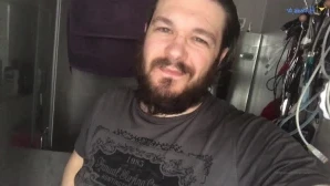 Realtrojanbrit - Back on the sofa Come join me