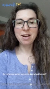 Small.feet.sweetie - Want me to put them on your face