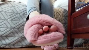 Small.feet.sweetie - Lick my soles before you lick my toes