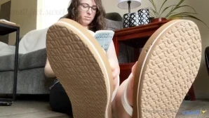Small.feet.sweetie - These wedge heels match my panties