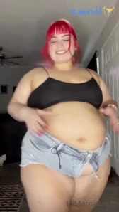Lilmamakay12 - It was a lazy 420 friendly day I got BLAZED in my
