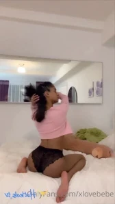 Xlovebebe - Showing off my lil booty