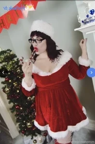 Deliciouslyyours - Mondays suck and so do I