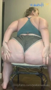 Jexkaawolves - is this too much ass for a Sunday