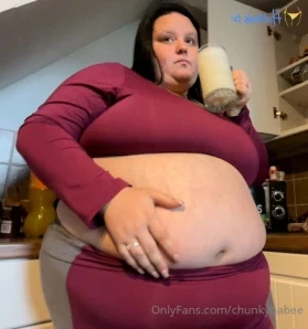 Chunkybabee - NEW PPV - Crushing my Boyfriend and receiving back shots