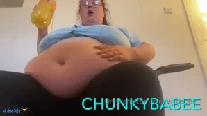 Chunkybabee - HELP MY CLOTHES DONT FIT These shorts were a little