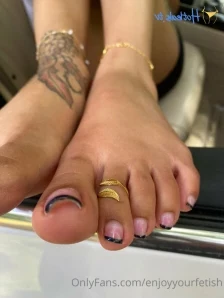 Enjoyyourfetish - Chocolate Syrup Drizzle Foot Worship With