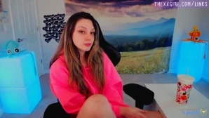 Izzy_xx - i t i s n o t ok