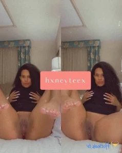 Sophiarose_worship - First person to tip me 150 gets sexting four