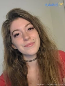 Feetofastonervip - I know My body makes you feel weak and submissive