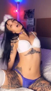 Scarletsummerxx - Wanna see my squirt all over like the sexy lil slut