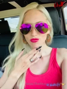 Therealjennajay - Hey guys so how is everyone spending their hump day