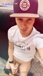 Oliverknarf - Hi guys I hope you had a great weekend It s pride week