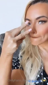 Lindseypelas - JUICY 