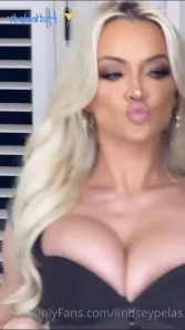 Lindseypelas - Happy 2022