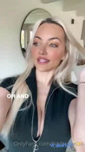 Lindseypelas - My last RIDICULOUS 5 POST of 2022 HUGE BOOBIES NIP SLIP