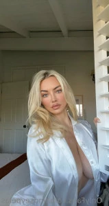 Lindseypelas - FRESH BOOBY PICS coming to your dm