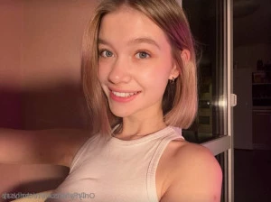 Mollycry - Subscribe dana_honey for free today only This innocent
