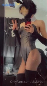 Skylaredm - Horny and at gym help