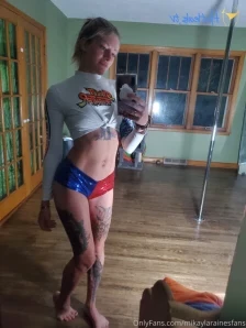 Mikaylarainesfans - Another picture for my subscribers I apologize for