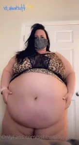 Ssbbwladyjiggles - Just DROPPING in to say I hope you have a great day