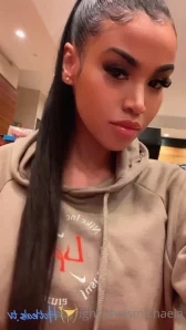 Sheismichaela - I d like to be spanked - plz and thanks