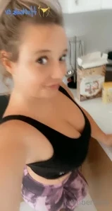 Amberriley - I have a kiss for you where do you want it