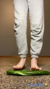 Queen_soft400 - Self tickling