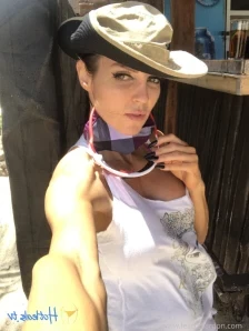 Hardonfelicia - Here s a highlight from last night on MFC What do you