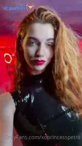 Xoprincesspetra - Wednesday walk around the city 