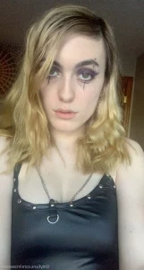 Iriseverest - I need to learn how to better take pussy pics any advice part 2