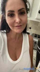 Avaaddams - It s so much easier to move without those pesky leggings