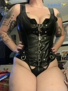 Ziggy_fett - Did you want me to spread my ass a bit for you so you can