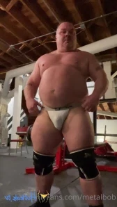 Metalbob - Still shot from a muscle worship session with grumpycub523