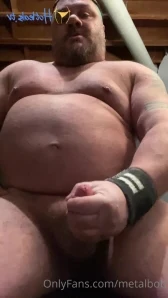 Metalbob - Maybe you ve noticed I m an exhibitionist Come by my window